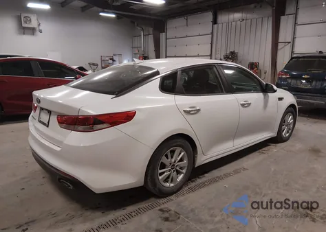 2016 Kia Optima Lx z USA, uszkodzony, nr VIN KNAGT4L39G5106105